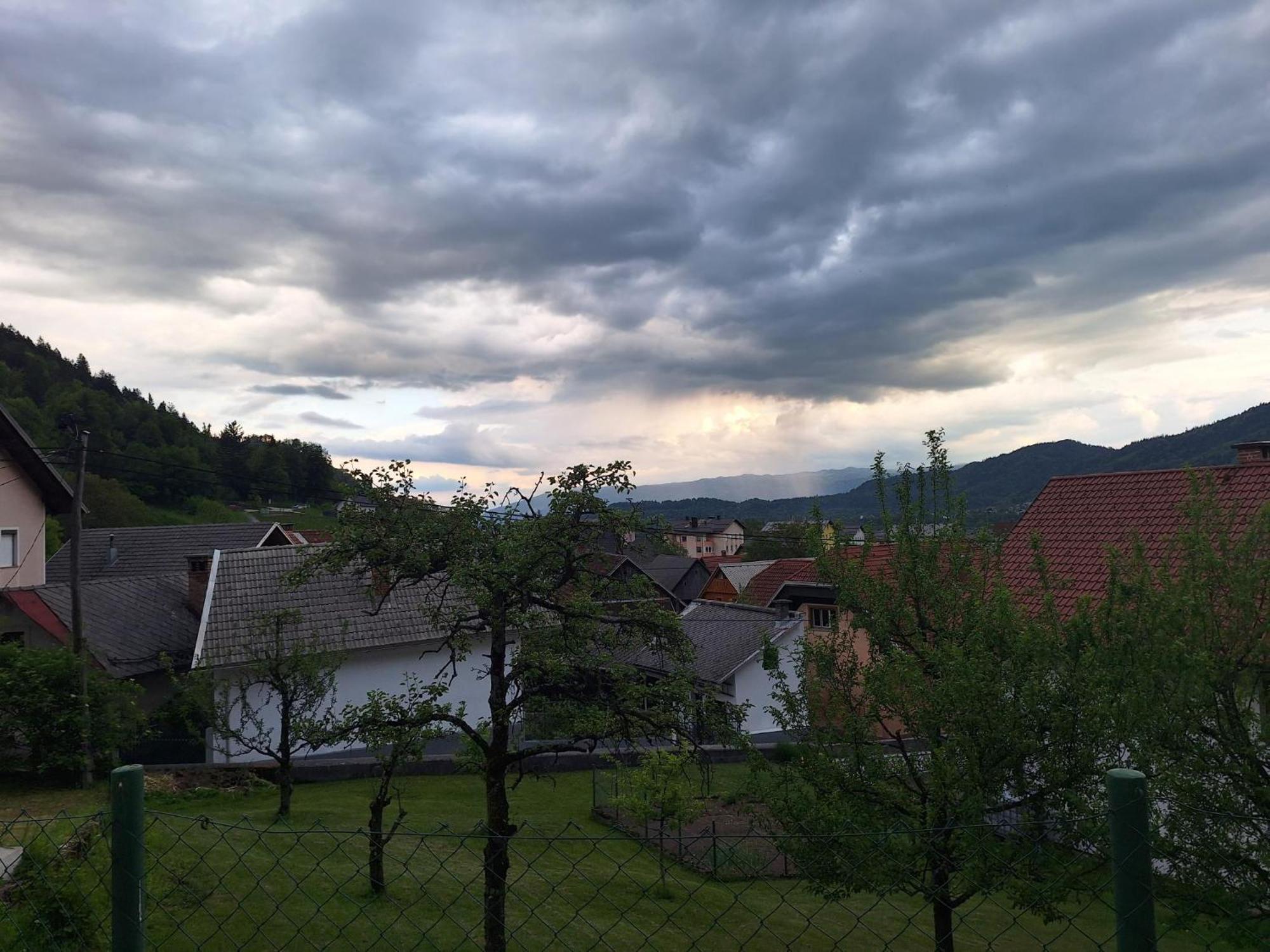 Apartment Belka Jesenice Exterior photo