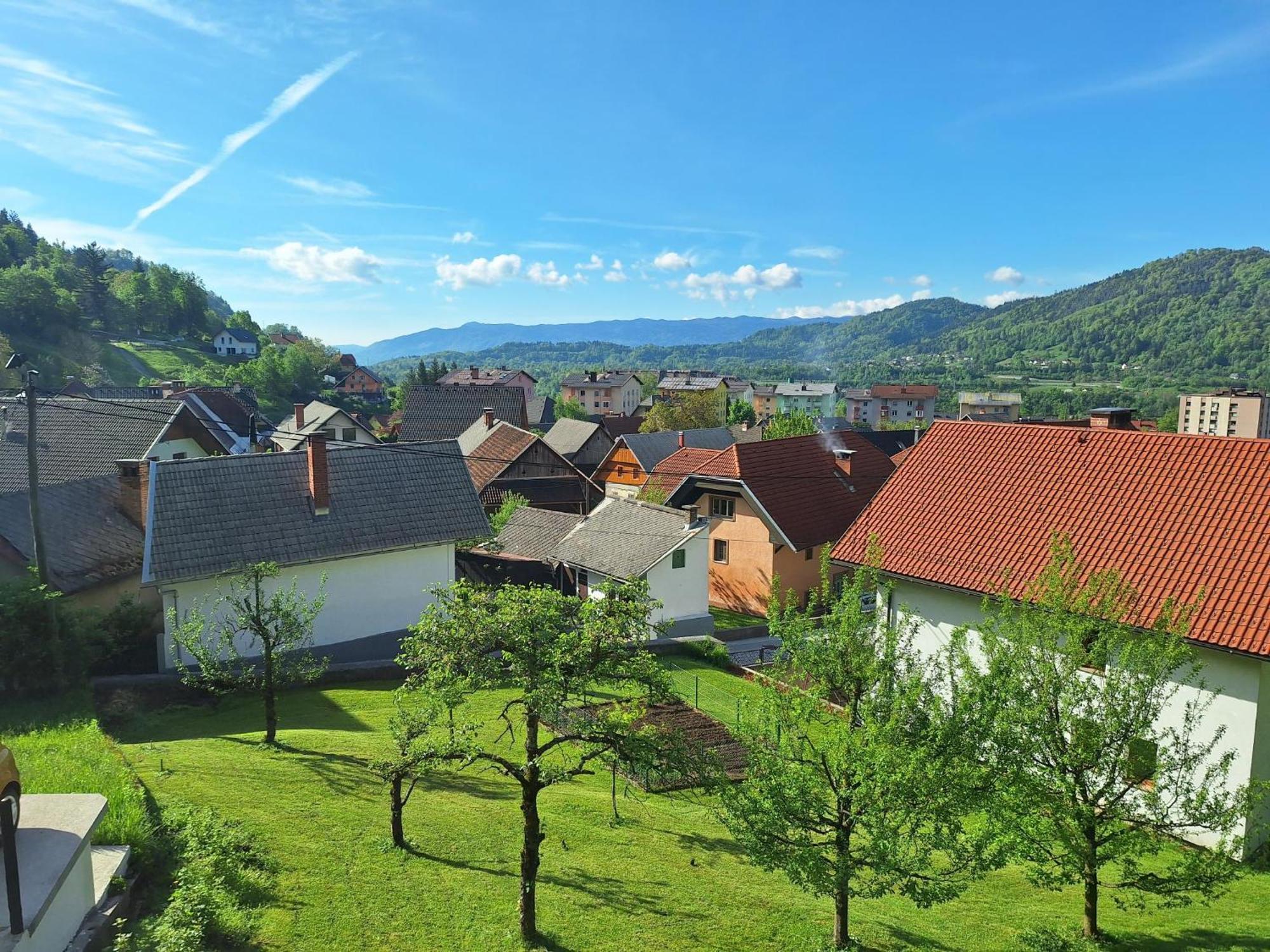Apartment Belka Jesenice Exterior photo